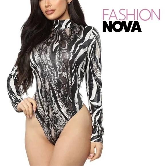 Fashion Nova Animal Print Bodysuit Leotard Snakeskin Texture Long Sleeve NWOT - Picture 1 of 12